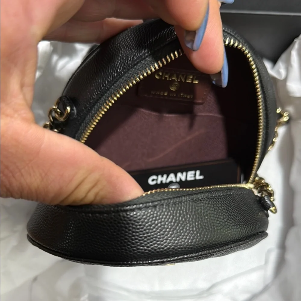 CHANEL Black Mini Quilted Bag with Metallic Hardware - Picture 6 of 7